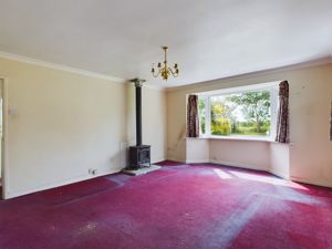 Living room- click for photo gallery